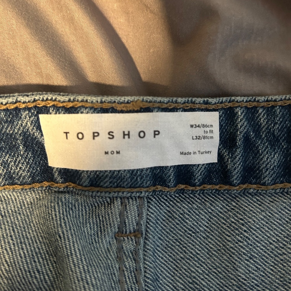 Jeans - Picture 3 of 3